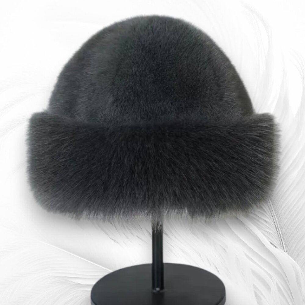 Women’s Elegant Gray Faux Fur Winter Hat